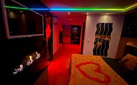 Loveroom - Spicy Love - Situee Entre Nice Et Cannes, Alpes Maritimes