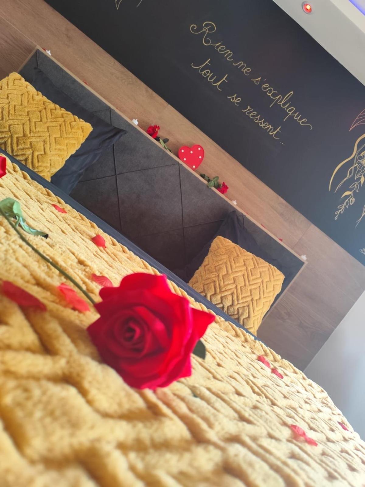 Loveroom - Spicy Love - Situee Entre Nice Et Cannes, Alpes Maritimes Villeneuve-Loubet Extérieur photo