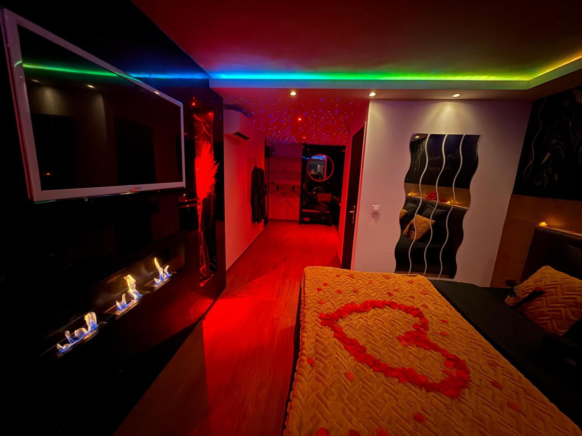 Loveroom - Spicy Love - Situee Entre Nice Et Cannes, Alpes Maritimes Villeneuve-Loubet Extérieur photo